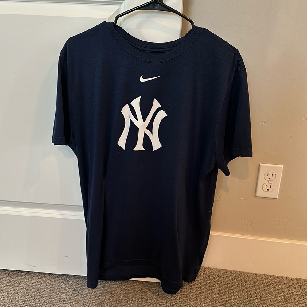 Nike Dri Fit T-Shirt